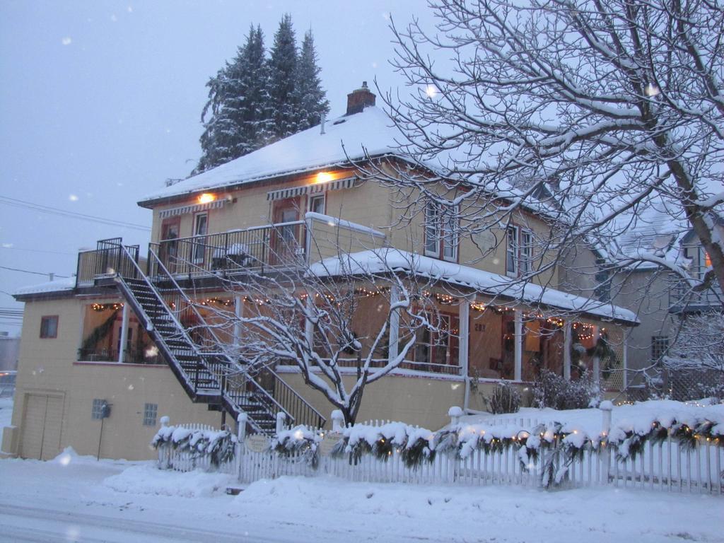 Victoria Falls House Inn Нельсон Экстерьер фото